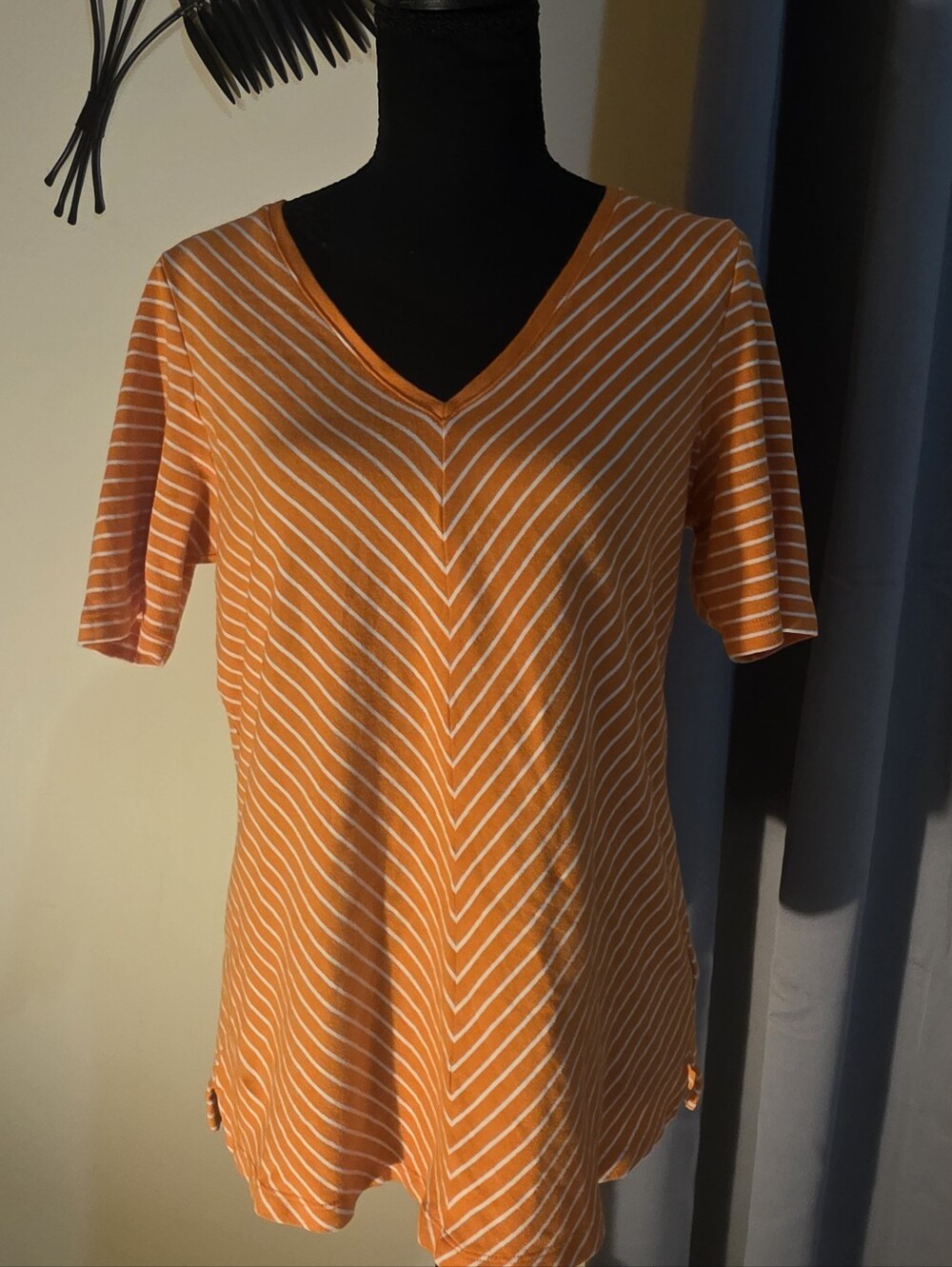 Kim Rogers Orange and White Striped V-Neck Tee (Size M)